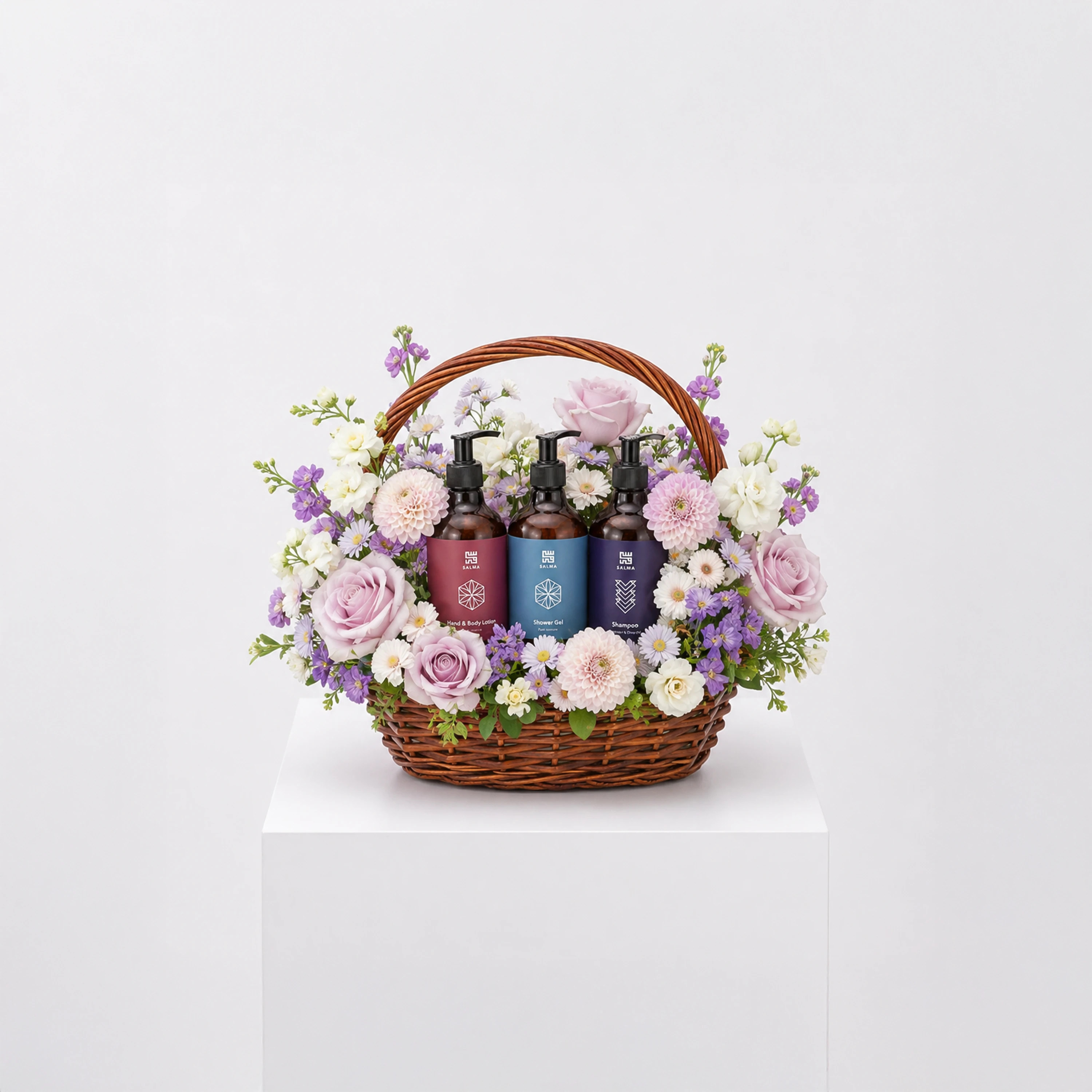 The Signature Luxe Basket